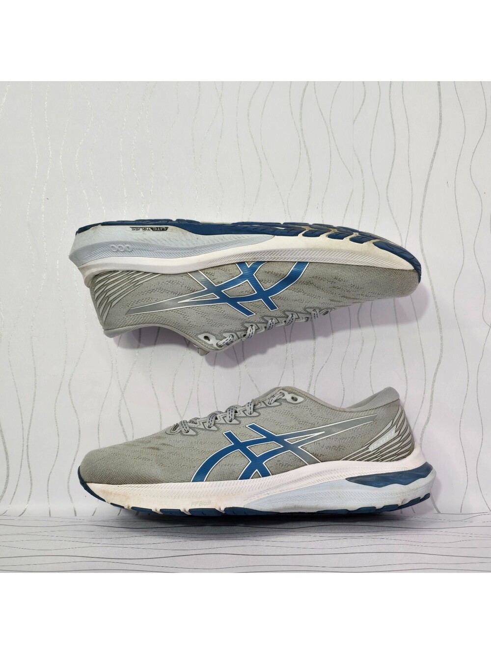 ASICS GT 2000 11 Running Shoes 1012B271 Women Size 8.5 Grey Blue FF Blast
